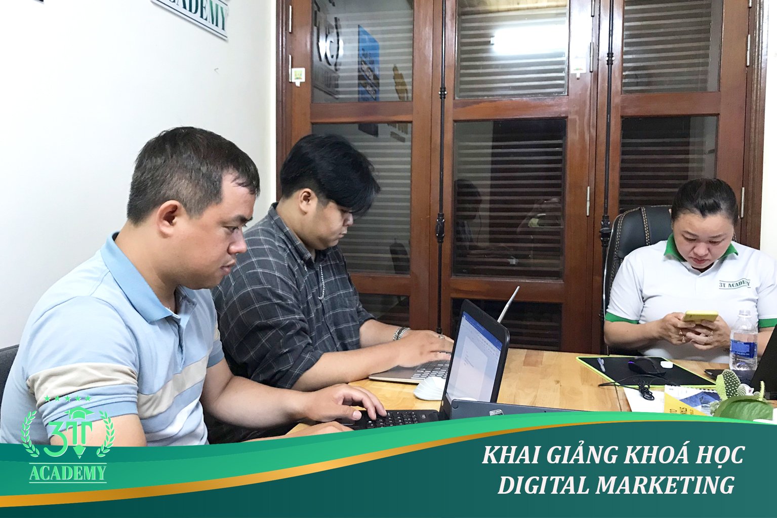 Khai giảng lớp học Digital Marketing